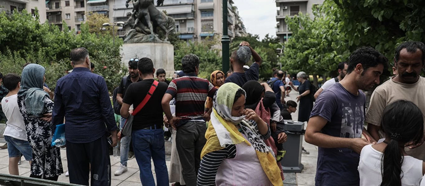 Σε πλατεία... AZADI μετονόμασαν οι νέοι μουσουλμάνοι «κάτοικοι» την πλατεία Βικτωρίας